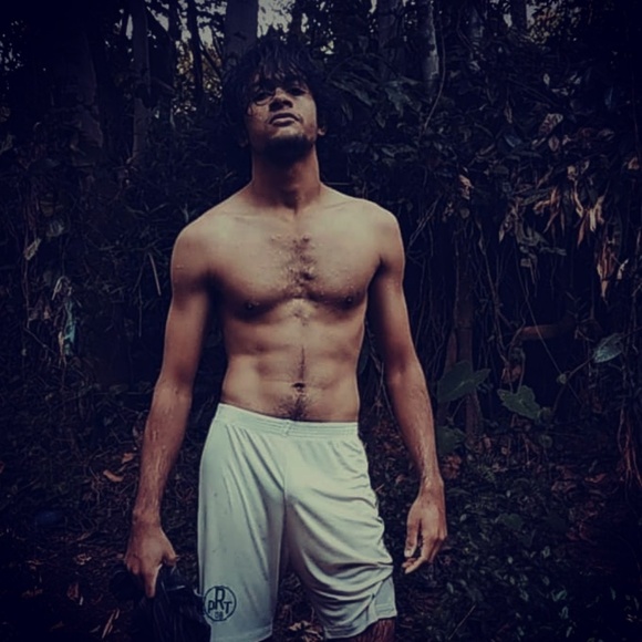 Meet your Posher, Peter - Picture 1 of 1